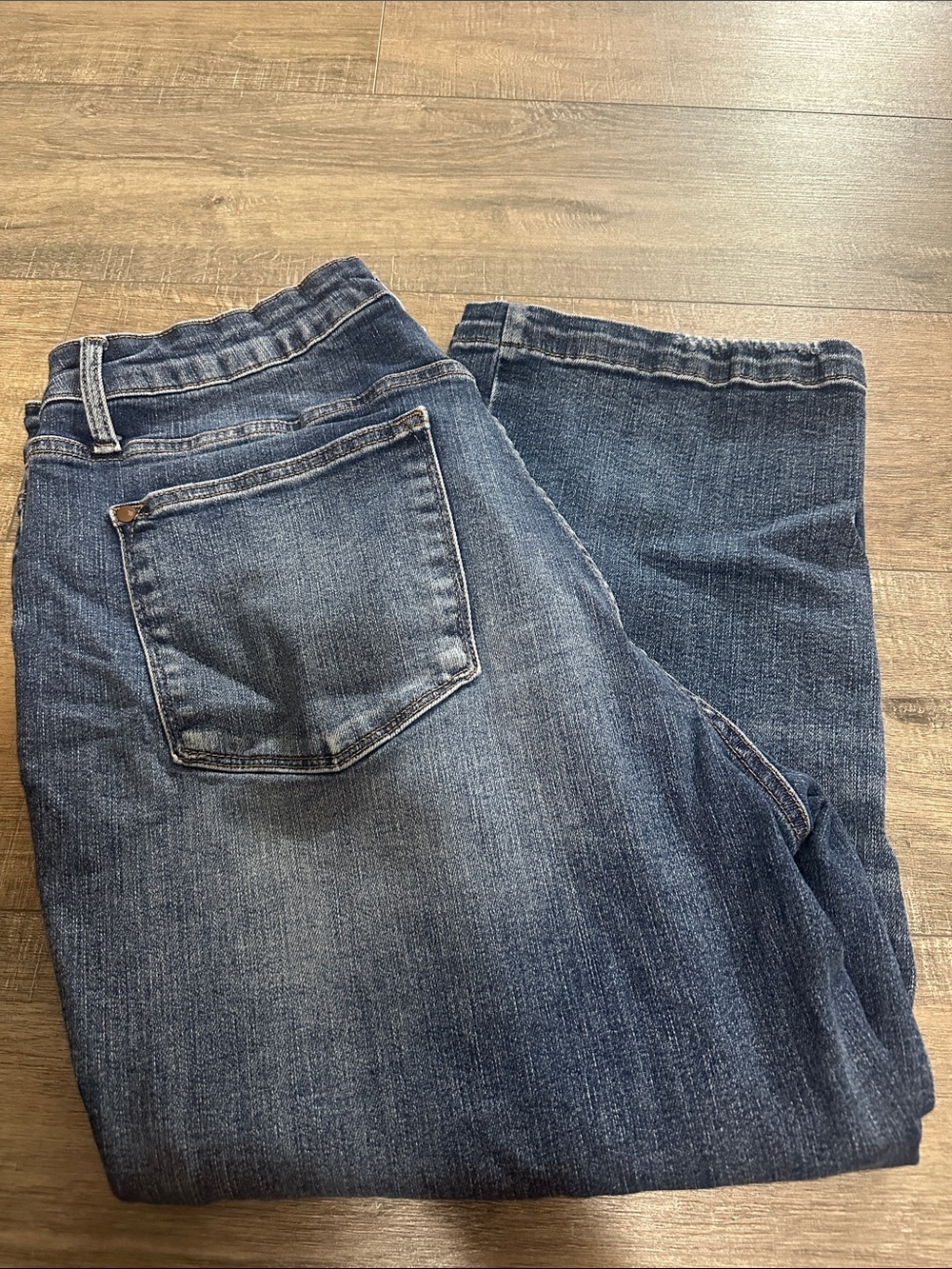 Judy Blue Wide Leg Capri